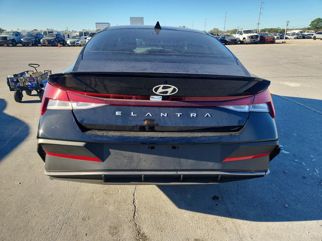2026 Hyundai Elantra Sel Sport - Image 6
