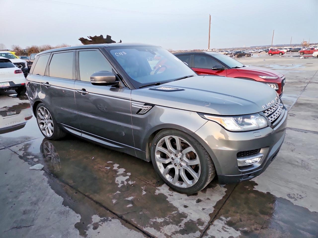 2017 Land Rover Range Rover Sport Hse - Image 4