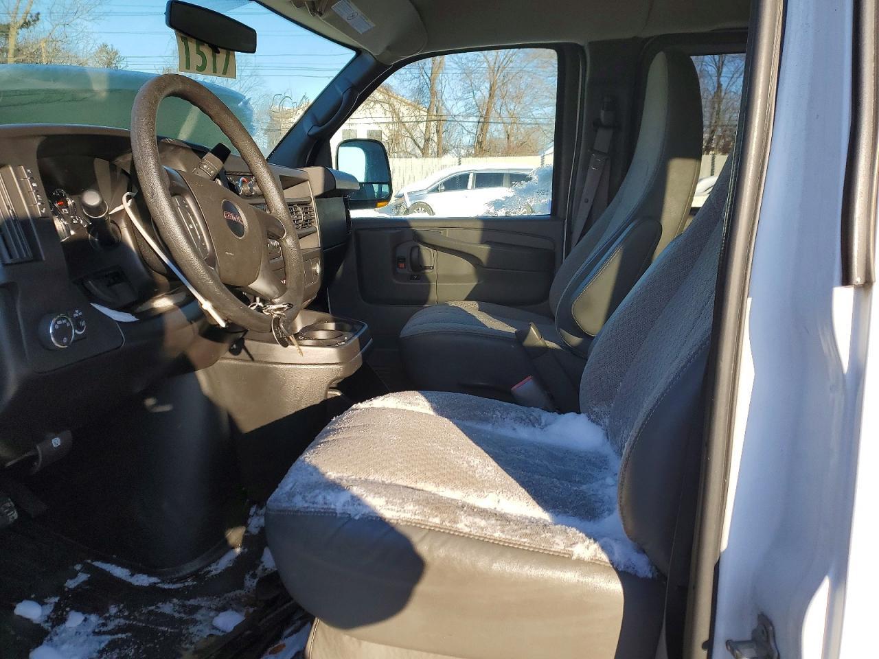 2012 GMC Savana G2500 Ls - Image 7