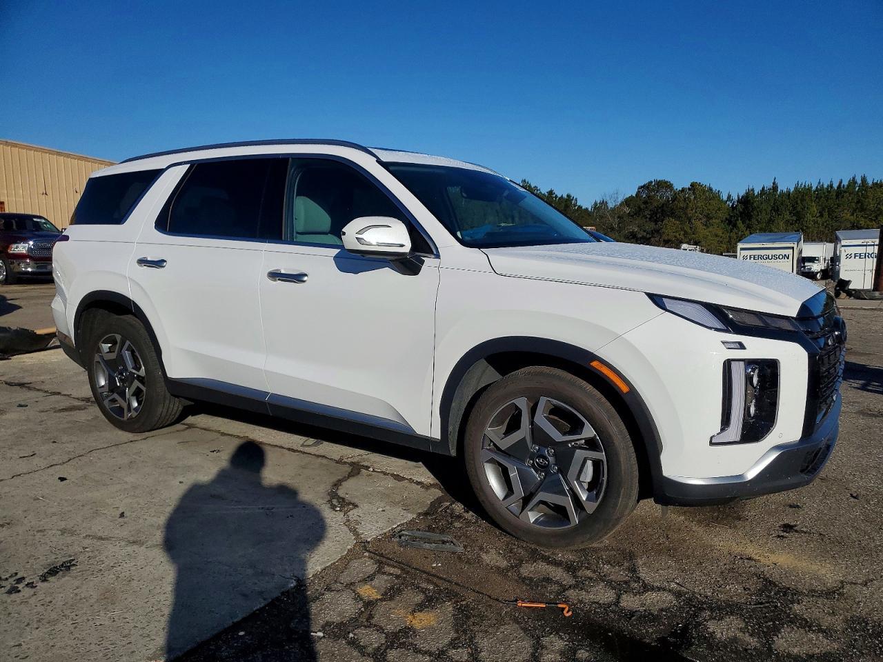 2024 Hyundai Palisade - Image 4