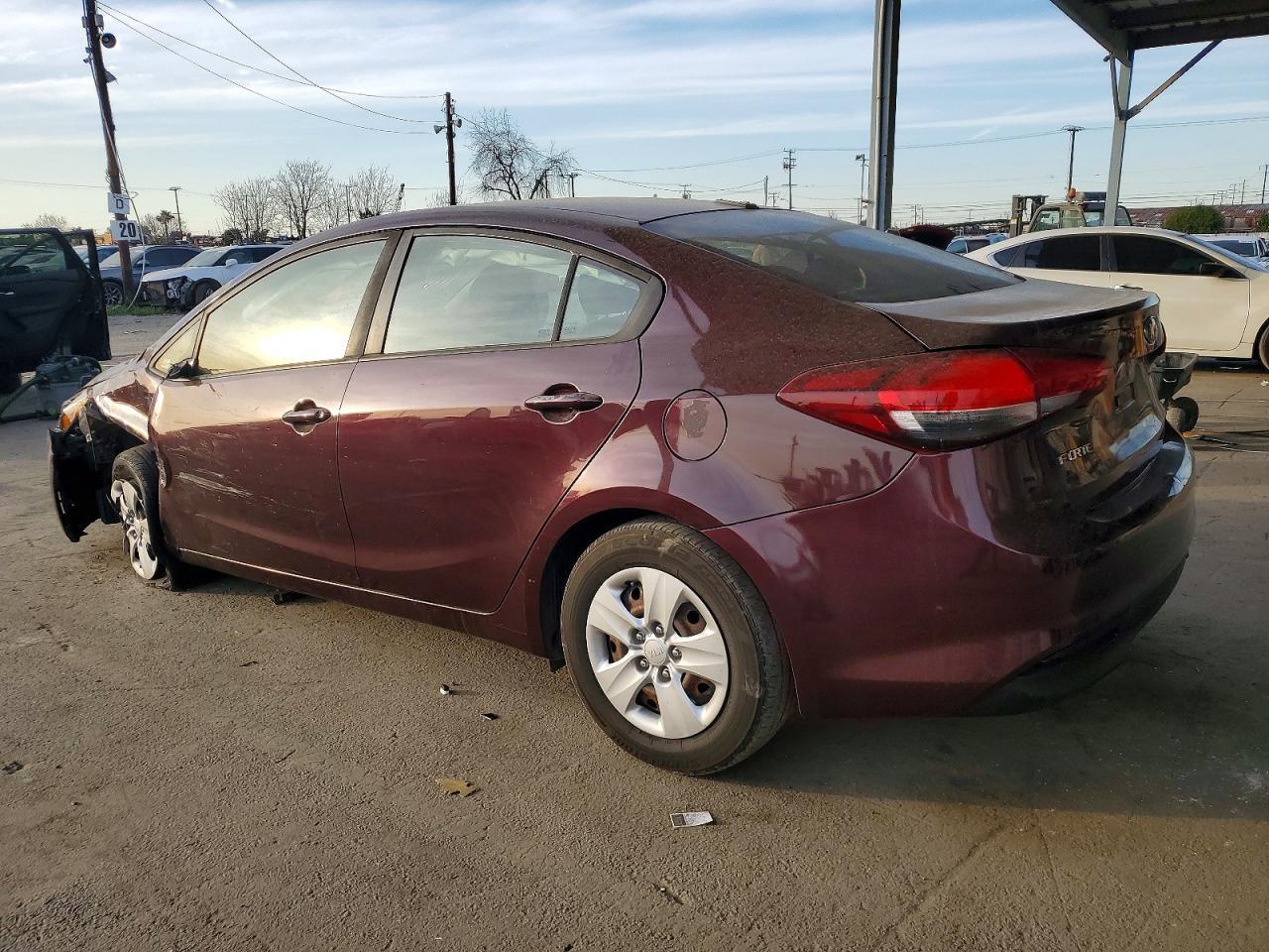 2018 Kia Forte Lx - Image 2