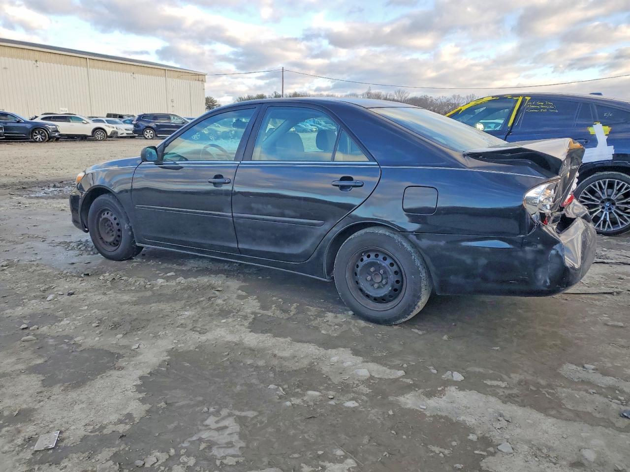 2002 Toyota Camry Le - Image 2