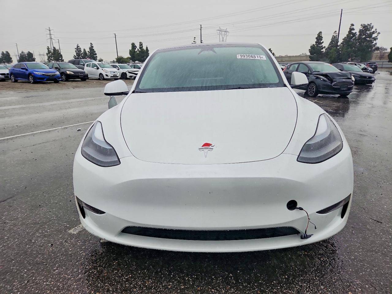 2024 Tesla Model Y - Image 5