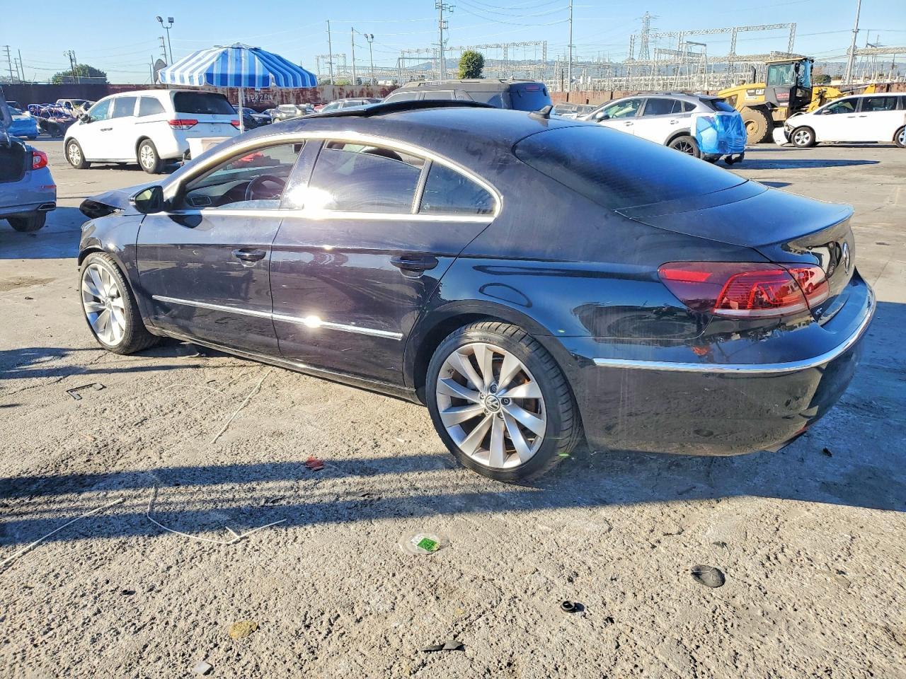 2013 Volkswagen Cc Luxury - Image 2