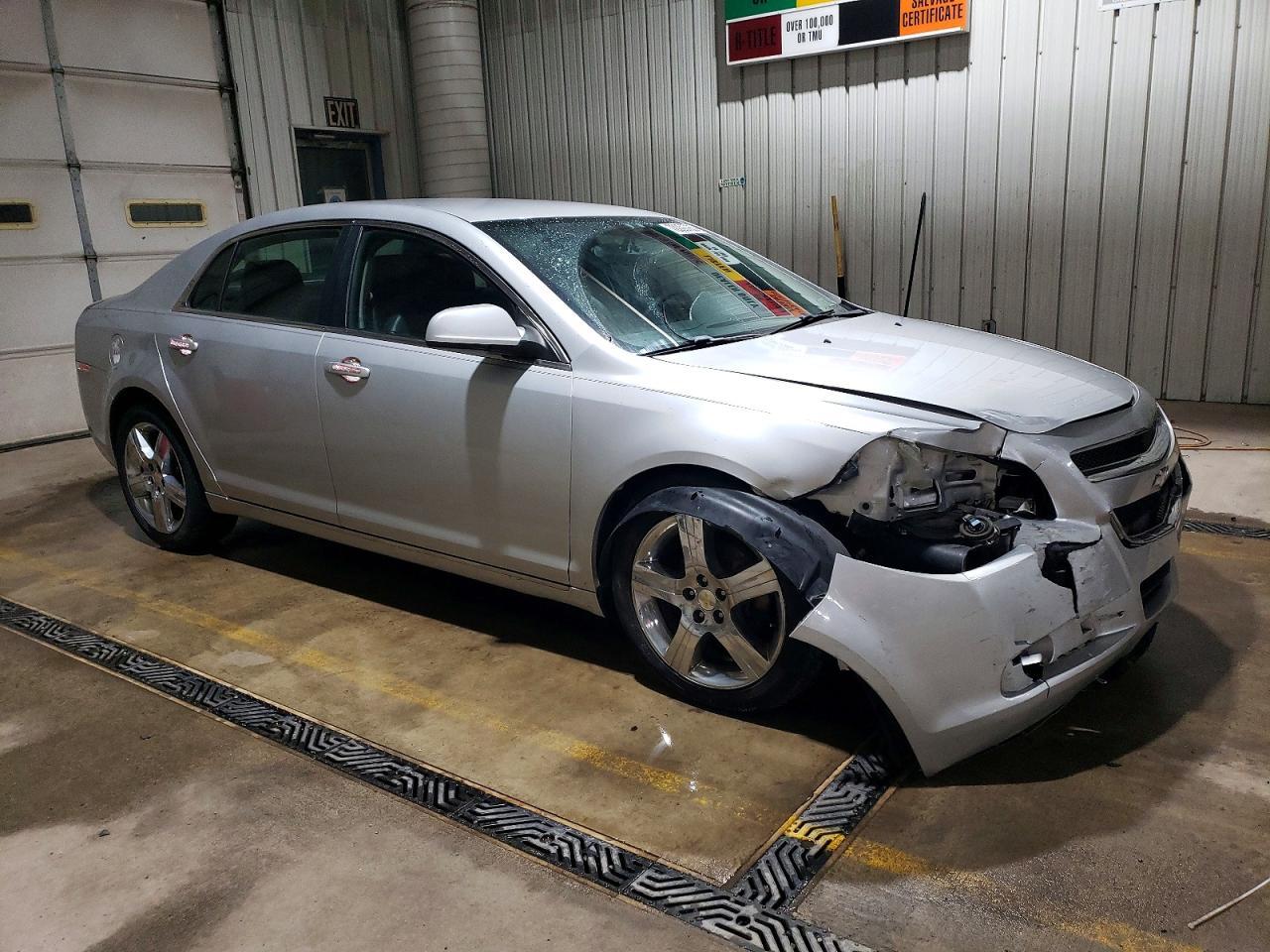 2011 Chevrolet Malibu 2Lt - Image 4