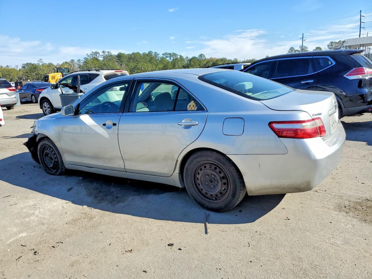 2007 Toyota Camry Ce - Image 2