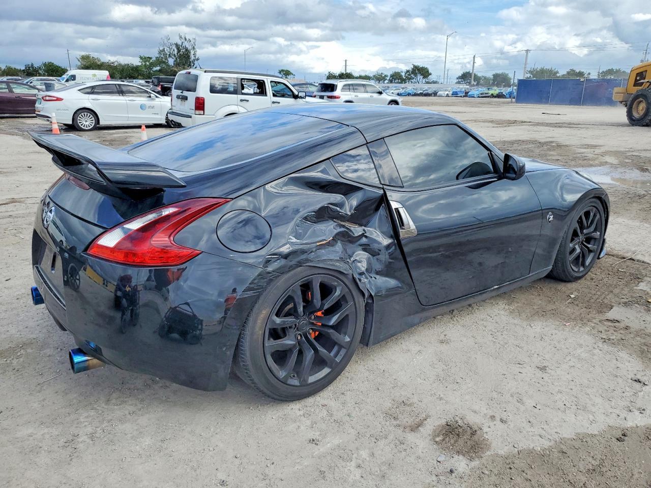 2020 Nissan 370Z Base - Фото 3