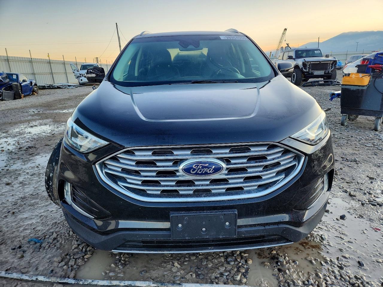 2019 Ford Edge Titanium - Фото 5