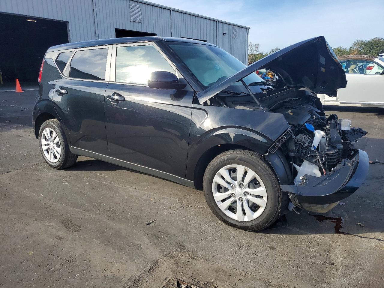 2025 Kia Soul Lx - Фото 4