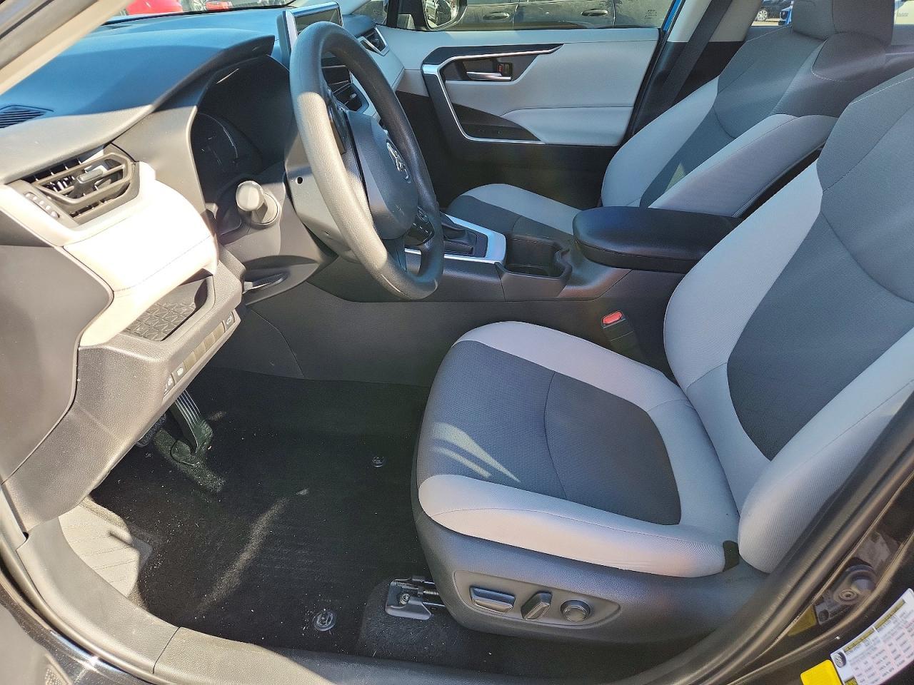 2025 Toyota Rav4 Xle - Фото 7