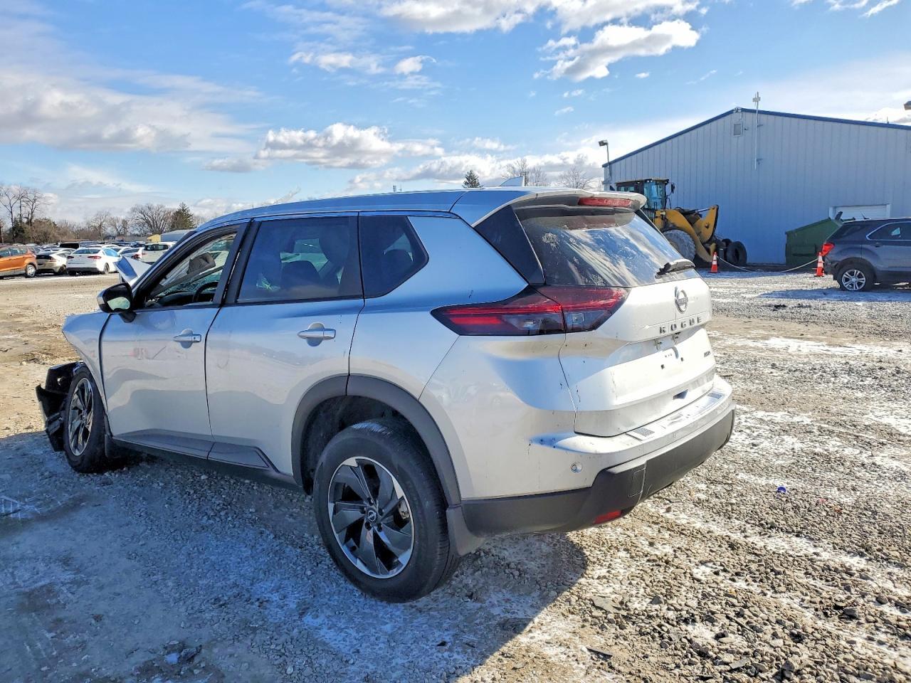 2025 Nissan Rogue Sv - Фото 2