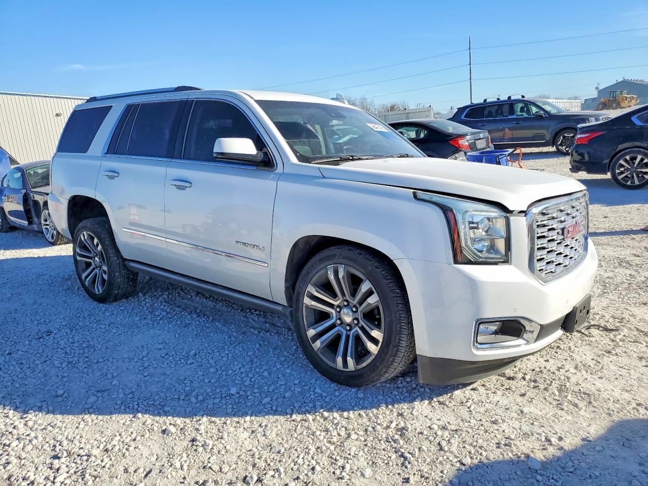 2020 GMC Yukon Denali - Фото 4