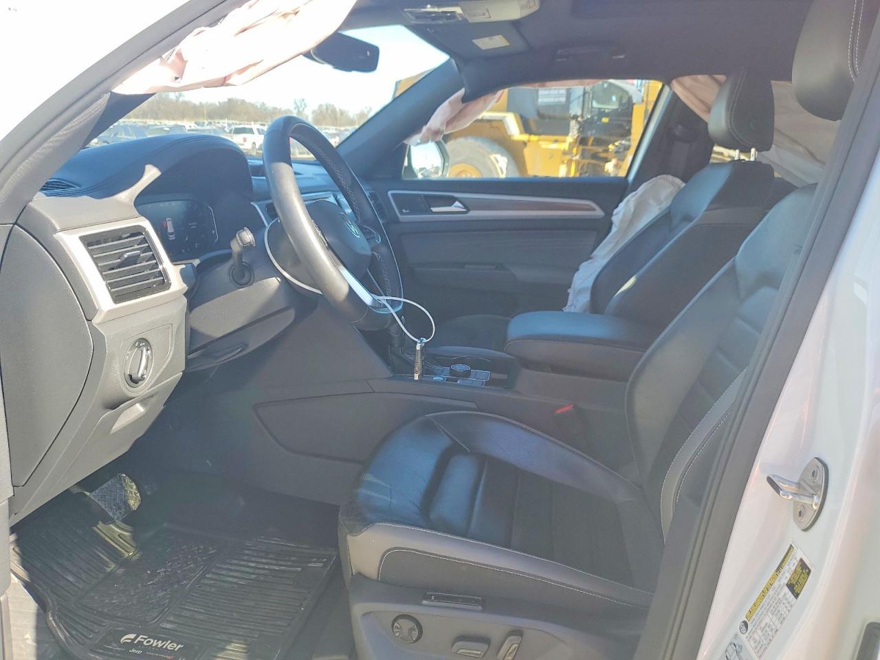 2021 Volkswagen Atlas Cross Sport Sel Premium - Image 7
