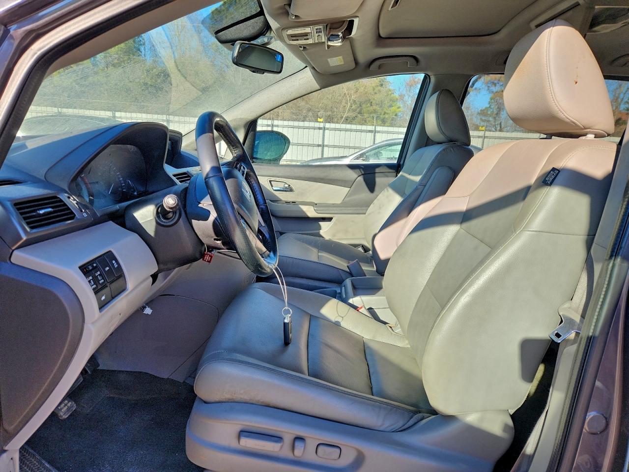 2015 Honda Odyssey Exl - Image 7