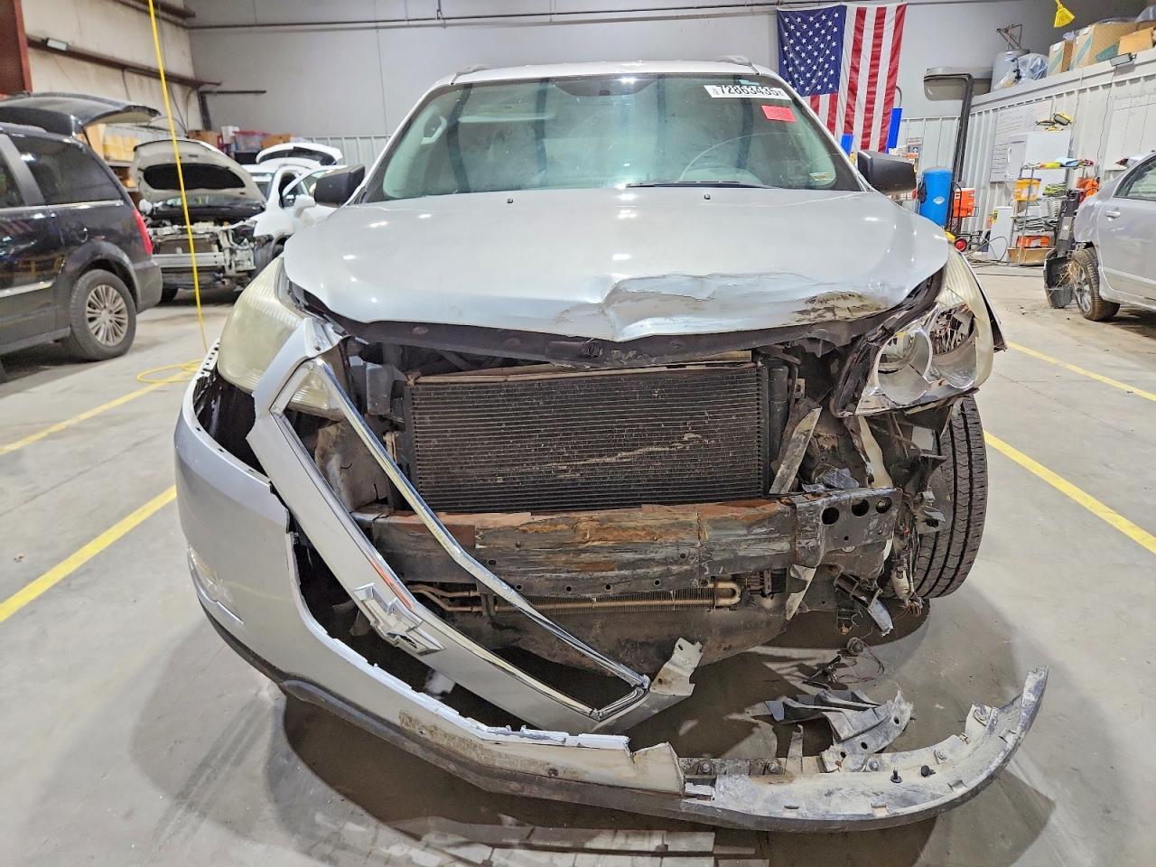 2011 Chevrolet Traverse Ls - Image 5