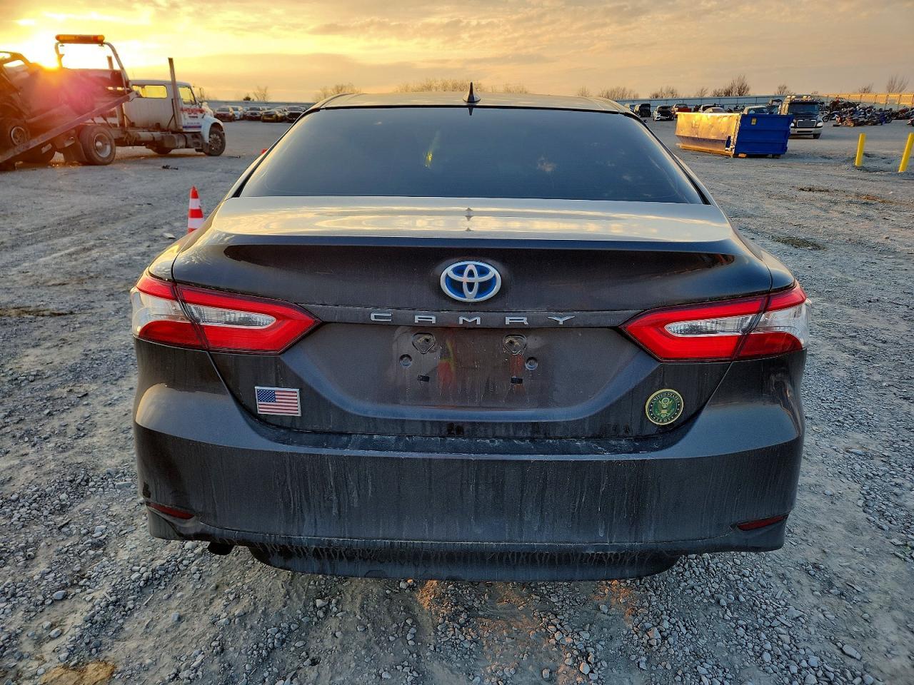 2019 Toyota Camry Le - Image 6