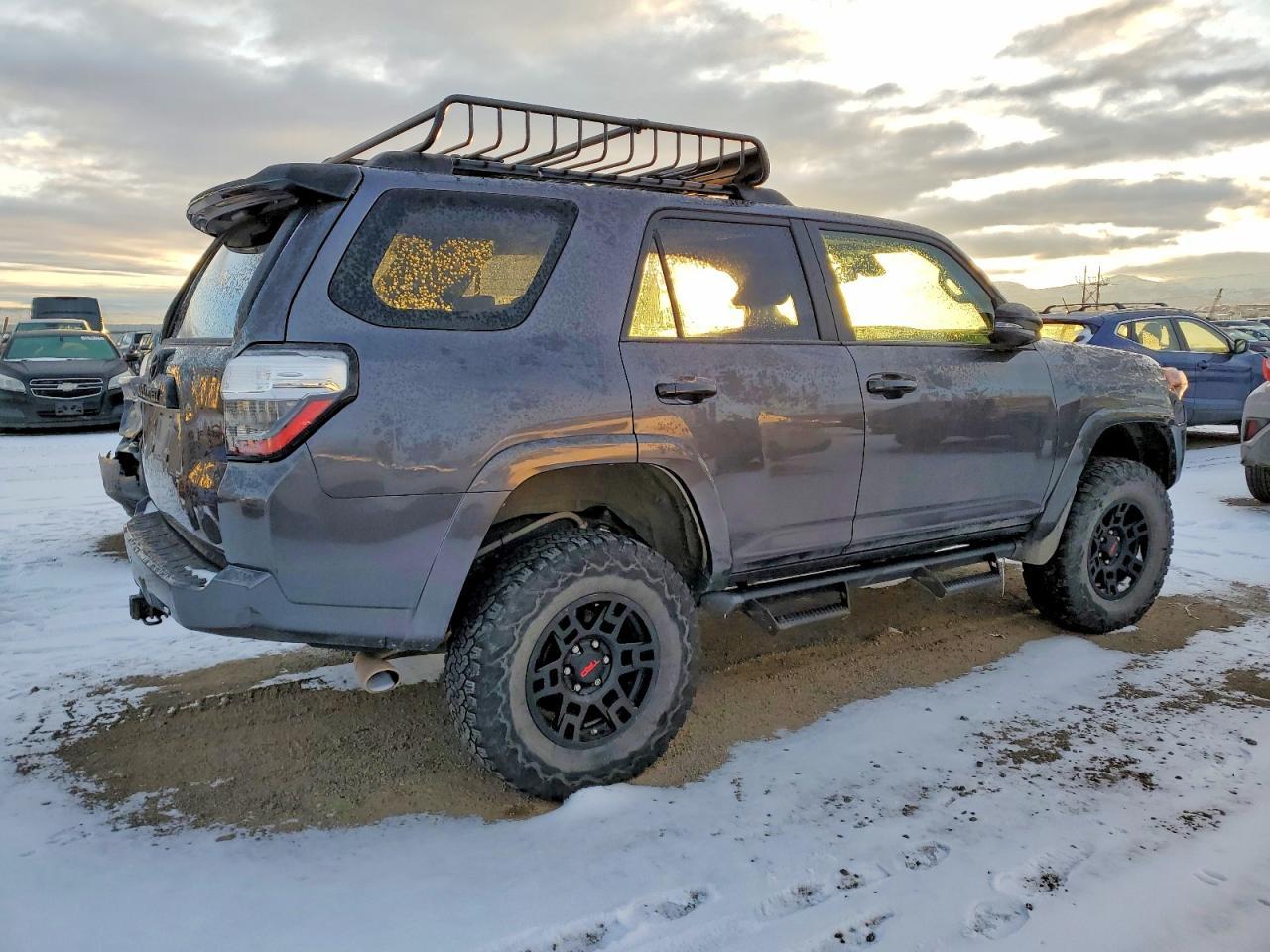 2021 Toyota 4Runner - Image 3