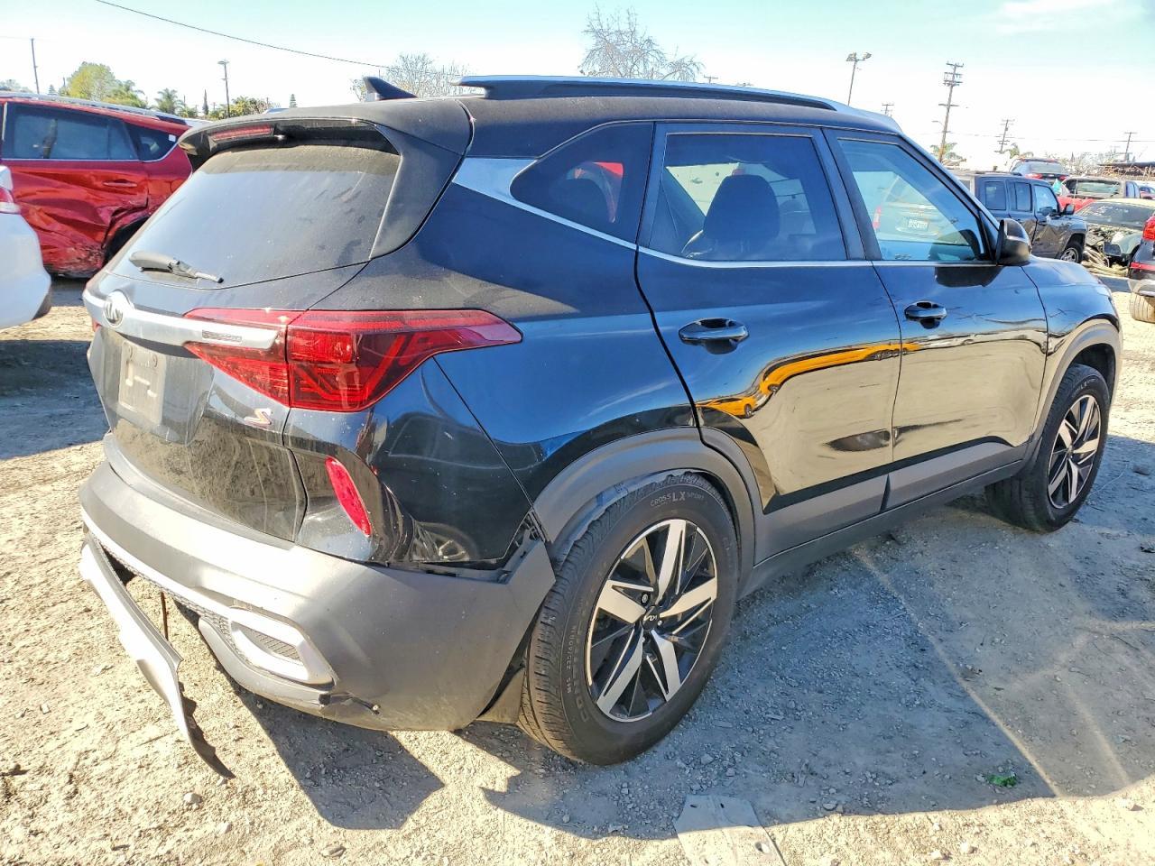 2021 Kia Seltos S - Image 3