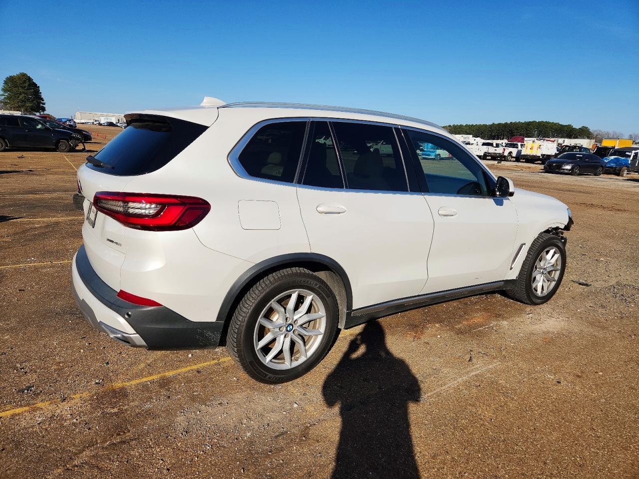 2019 BMW X5 xDrive40I - Image 3