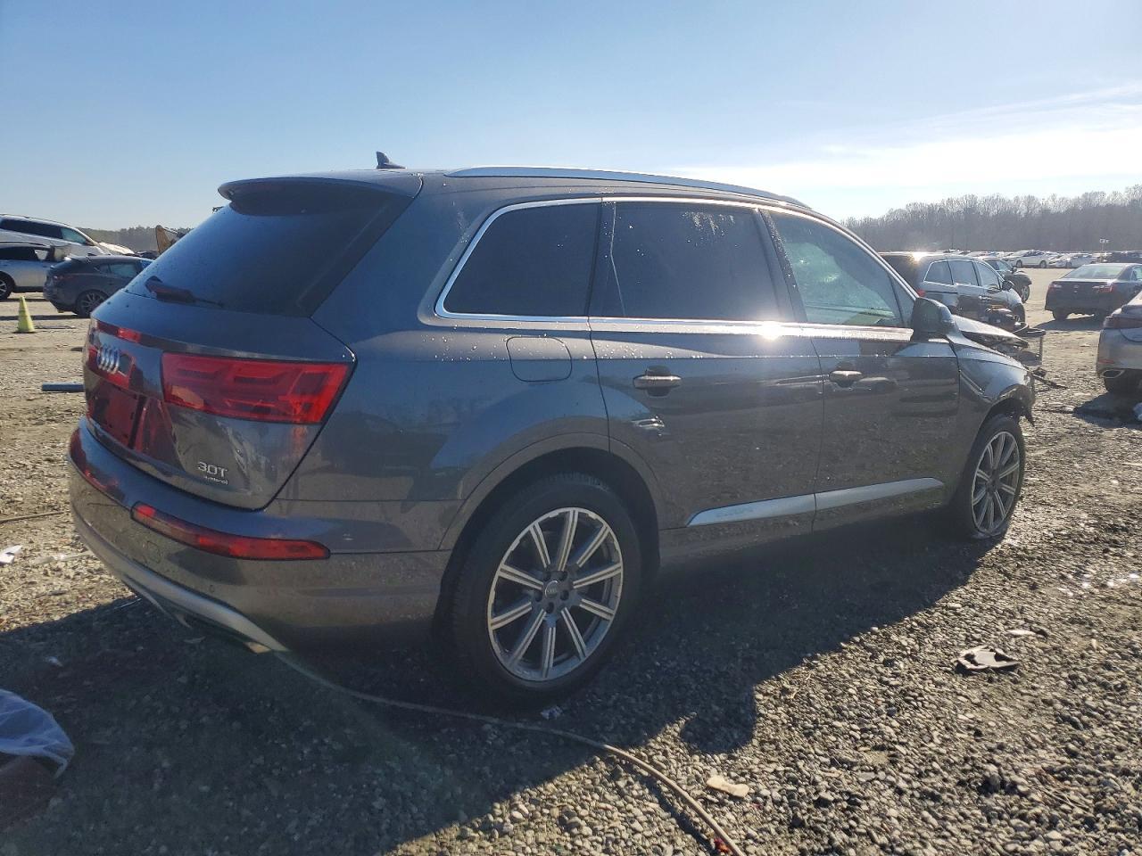 2018 Audi Q7 Premium Plus - Фото 3