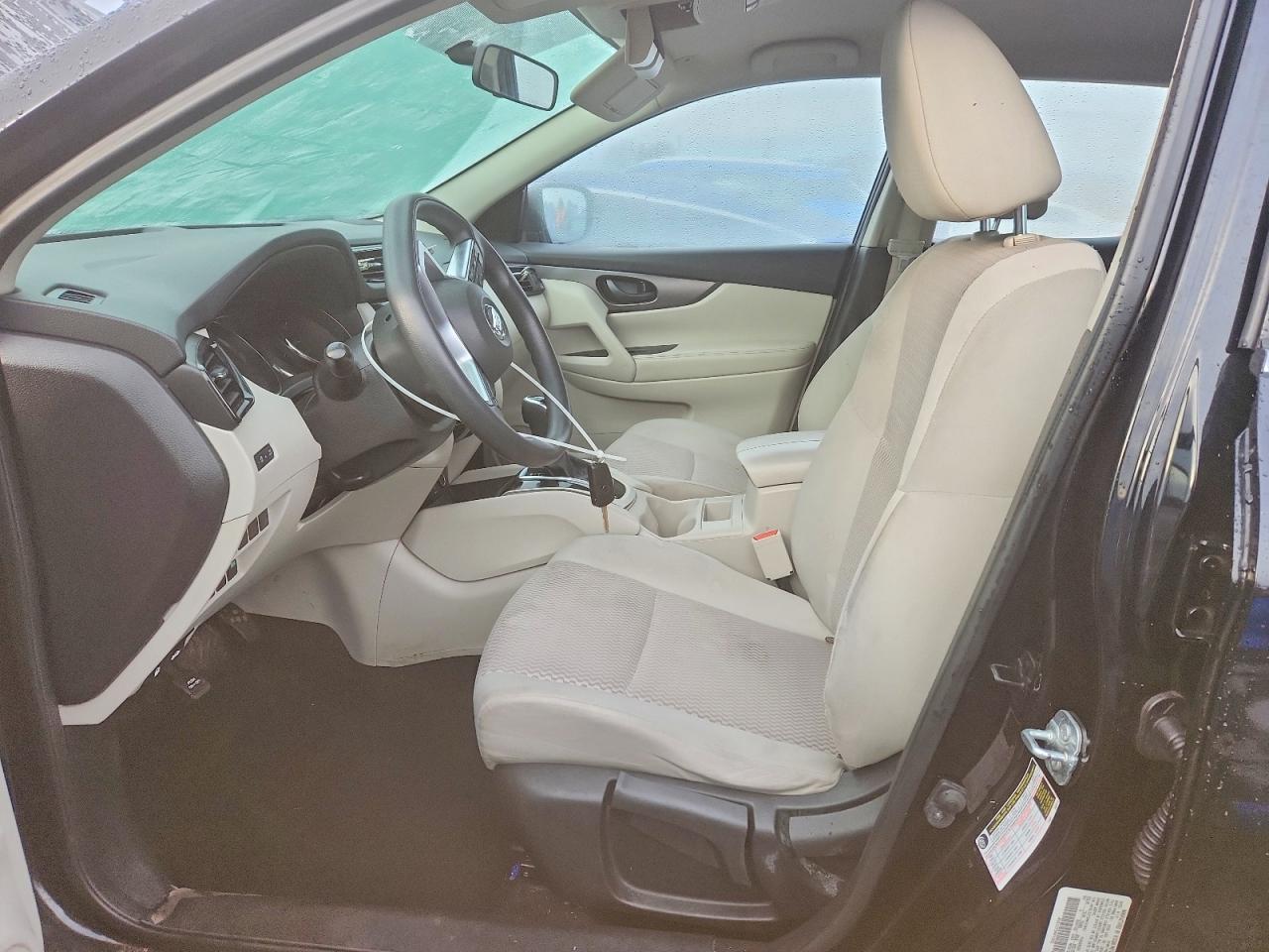 2017 Nissan Rogue Sport S - Image 7
