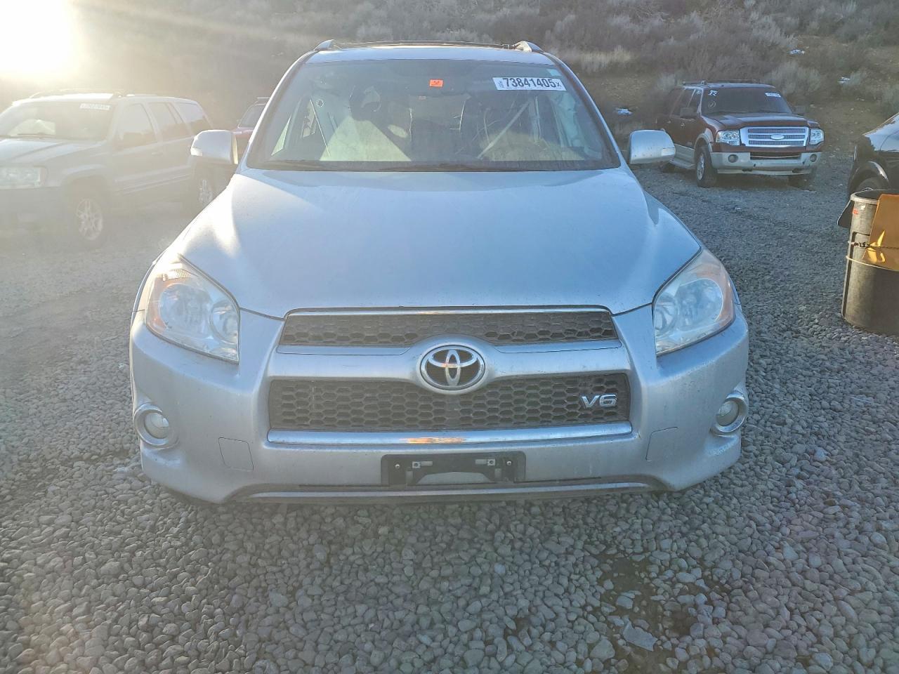 2012 Toyota Rav4 Limited - Image 5