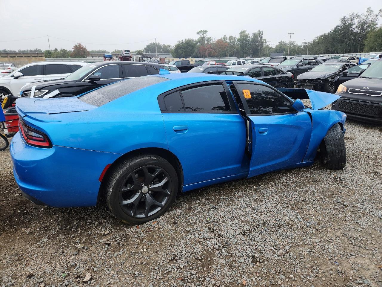 2015 Dodge Charger Sxt - Image 3