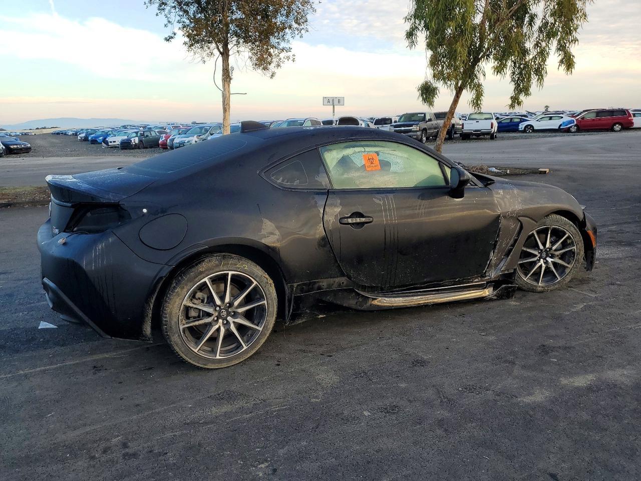 2023 Toyota Gr 86 - Image 3