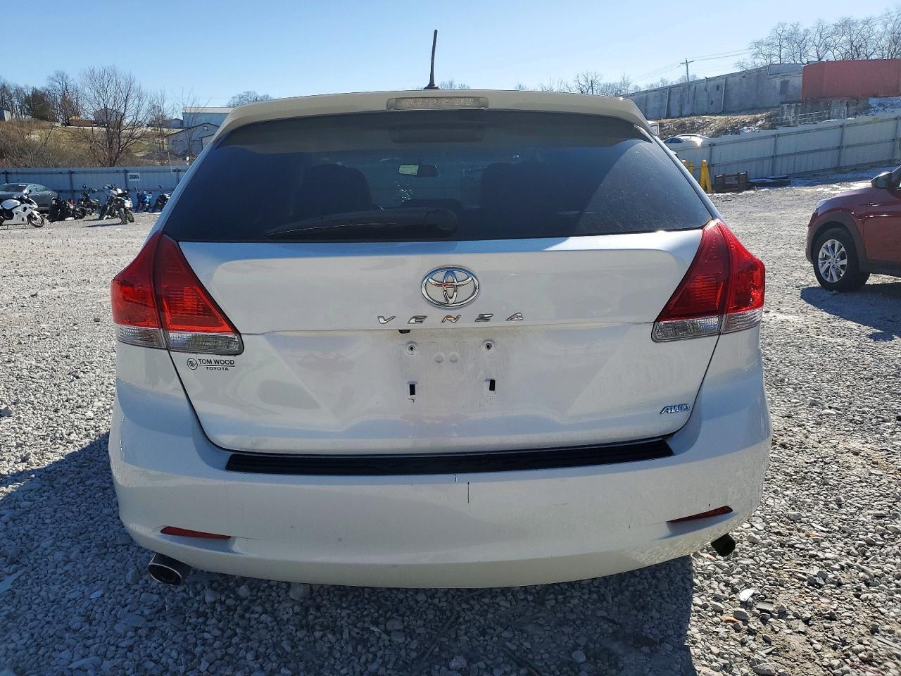 2010 Toyota Venza - Image 6