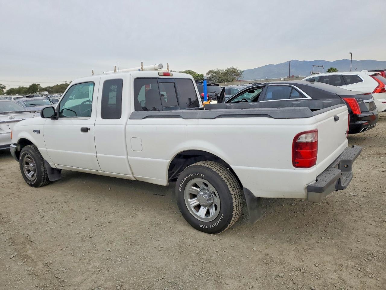 2001 Ford Ranger Super Cab - Image 2