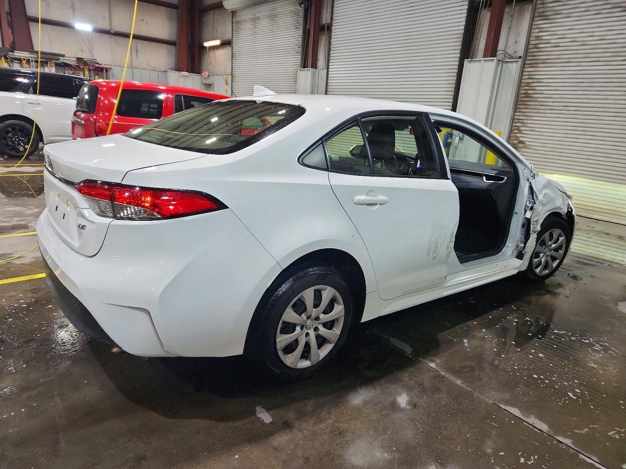 2023 Toyota Corolla Le - Фото 3