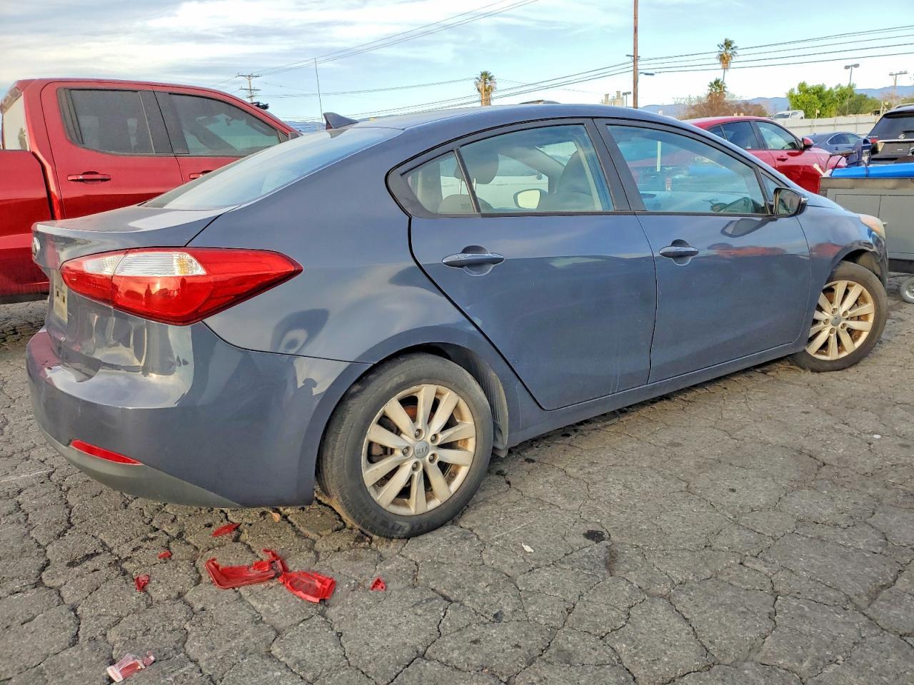2016 Kia Forte - Фото 3