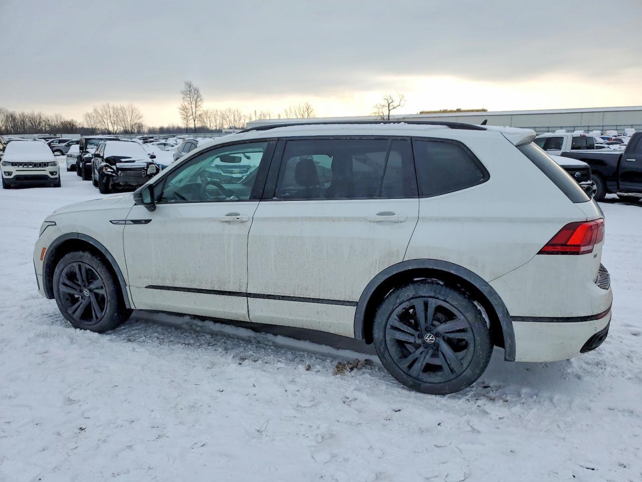 2024 Volkswagen Tiguan Se R-Line Black - Фото 2