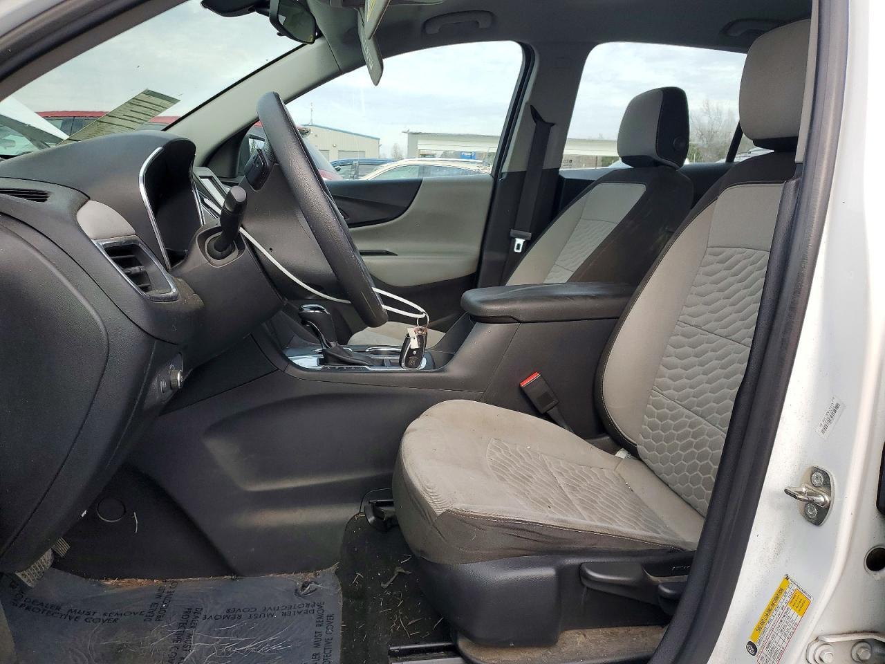 2019 Chevrolet Equinox Ls - Image 7