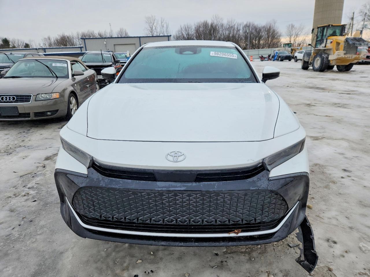 2024 Toyota Crown Xle - Image 5