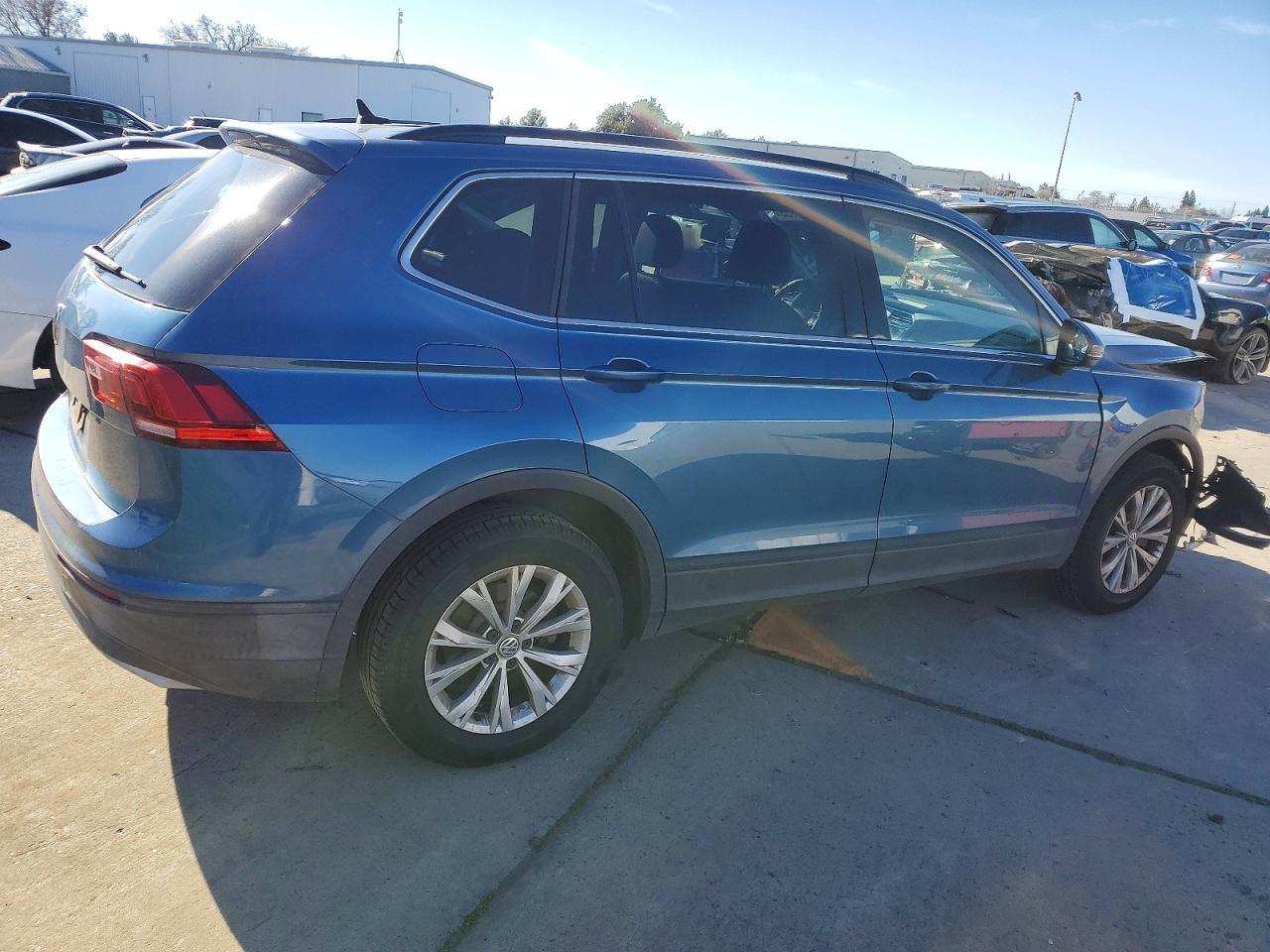 2019 Volkswagen Tiguan Se - Фото 3