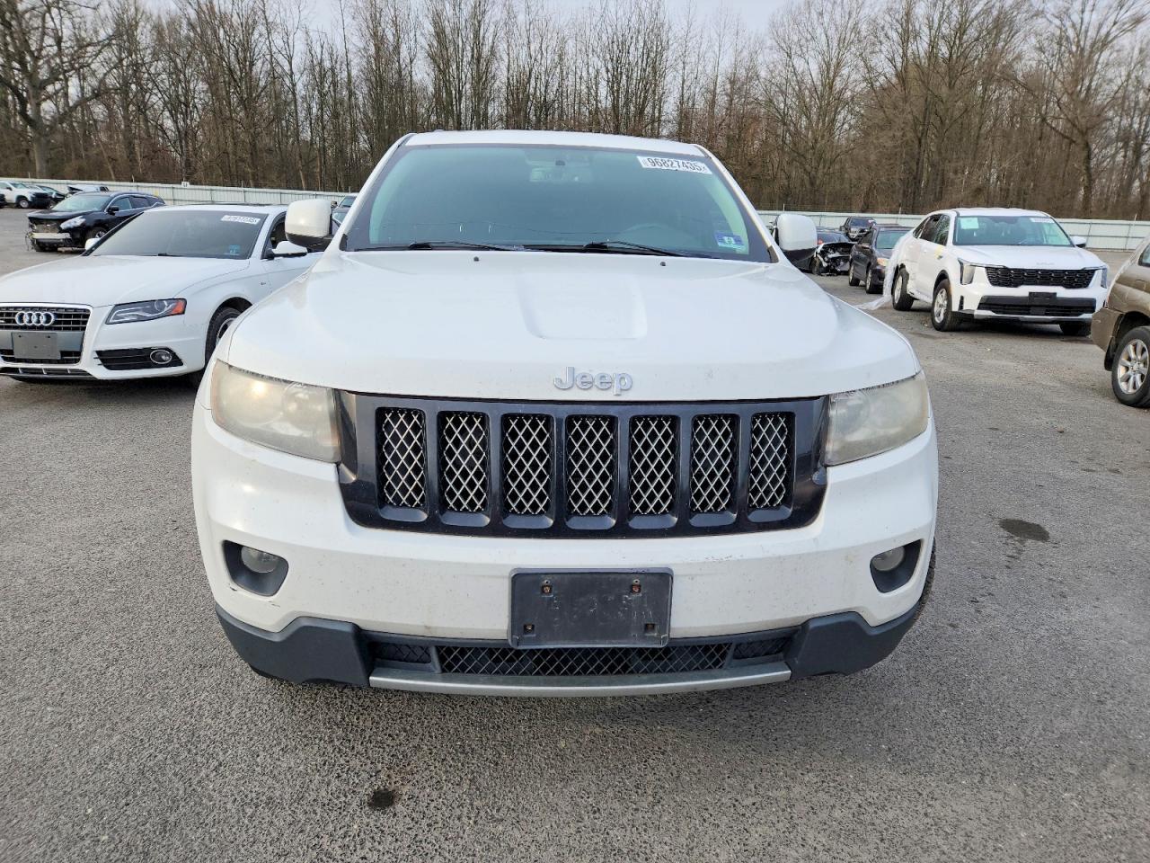 2013 Jeep Grand Cherokee Laredo - Image 5