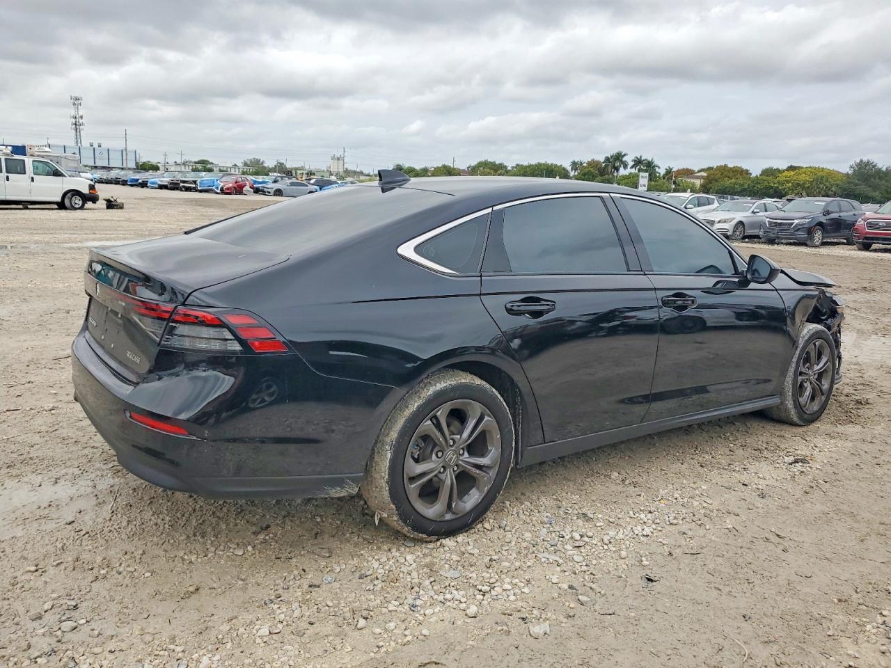 2023 Honda Accord Ex - Фото 3