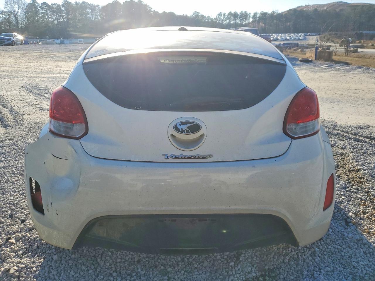 2012 Hyundai Veloster - Фото 6