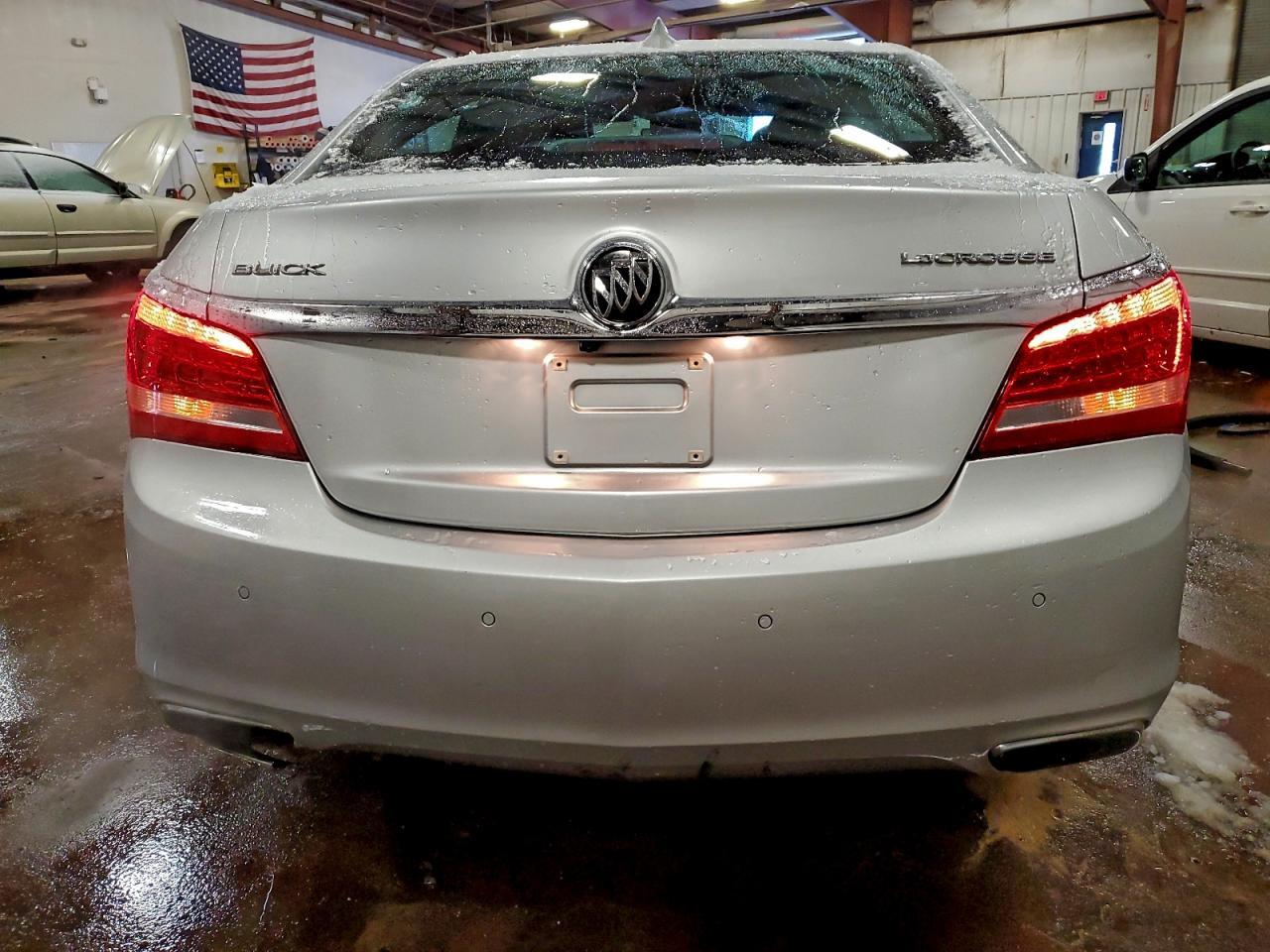 2016 Buick Lacrosse - Фото 6