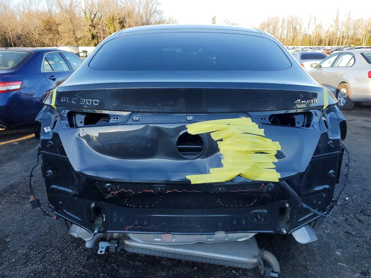 2024 Mercedes-Benz Glc Coupe 300 4Matic - Image 6