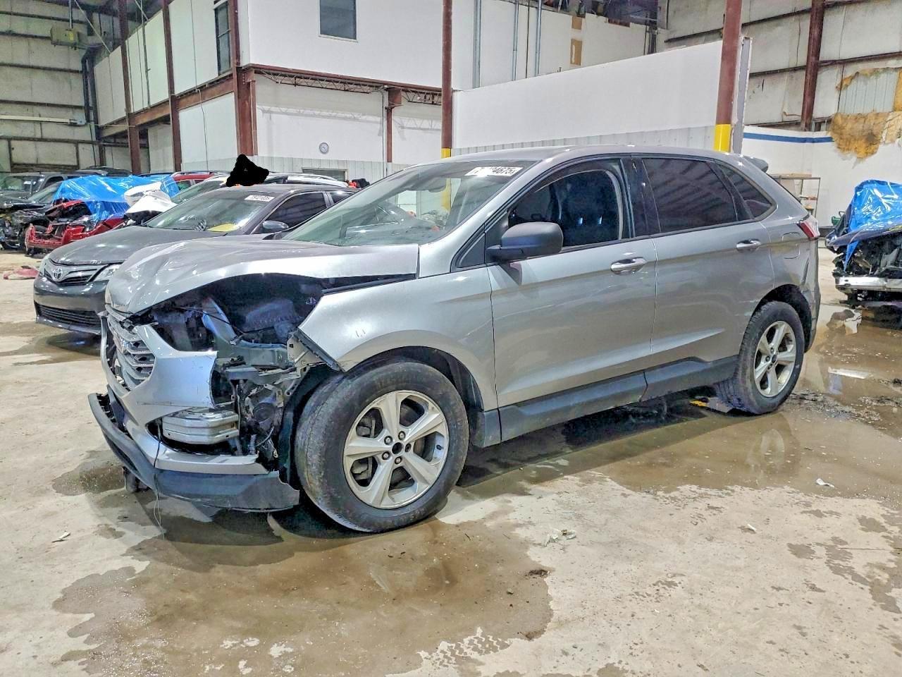 2021 Ford Edge Se