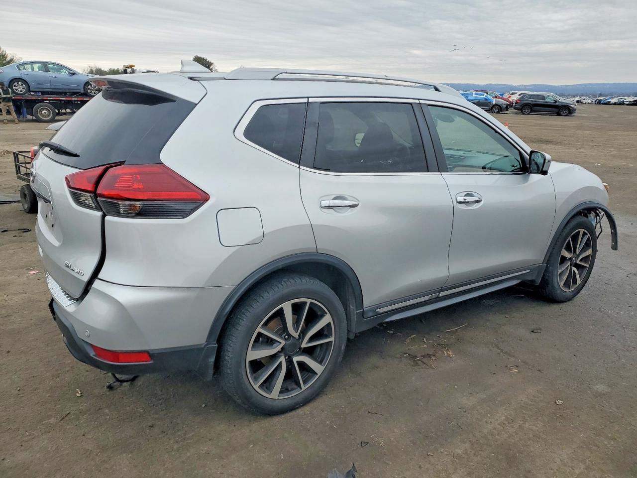 2019 Nissan Rogue S - Фото 3