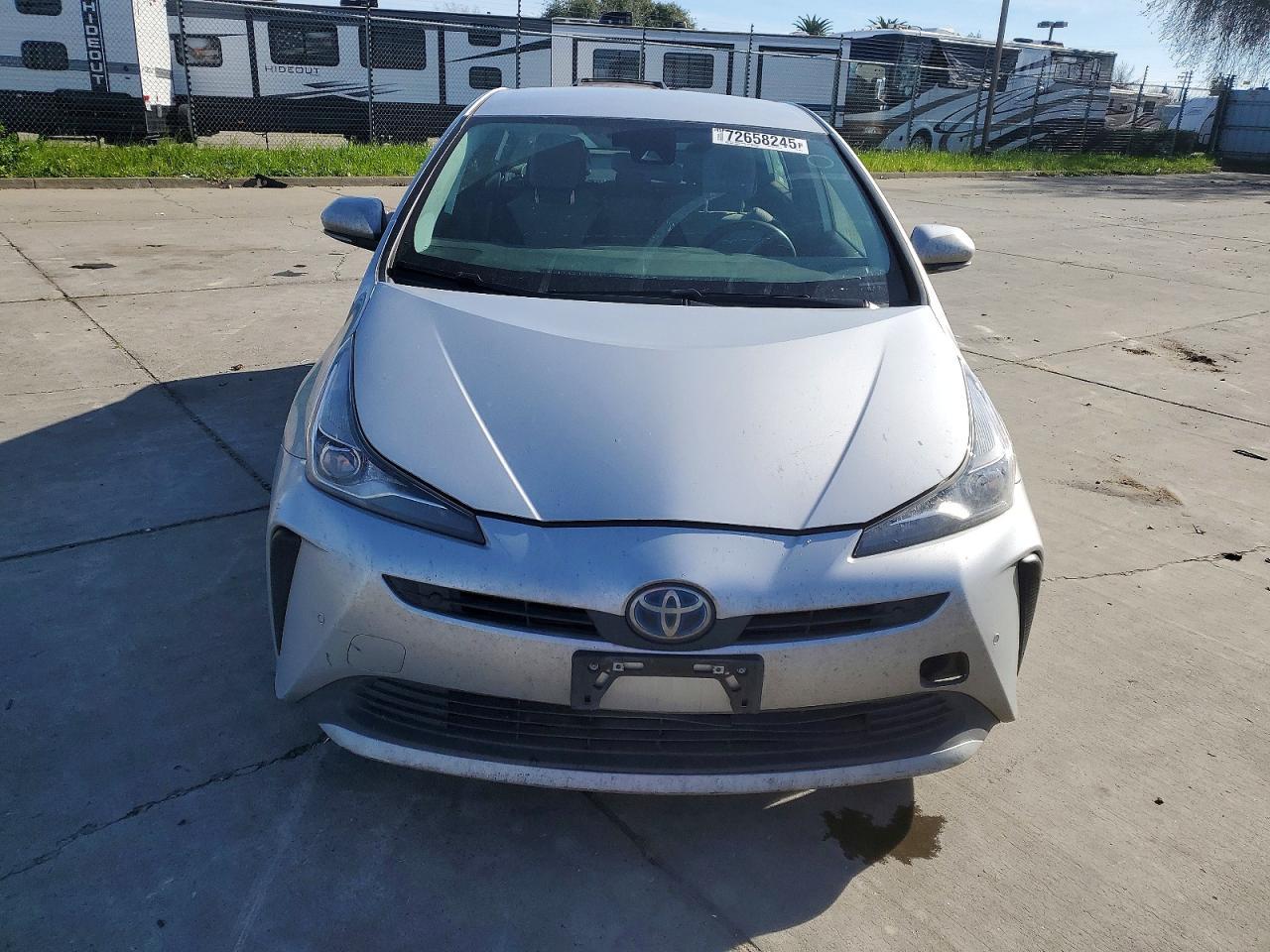 2022 Toyota Prius Night Shade - Image 5