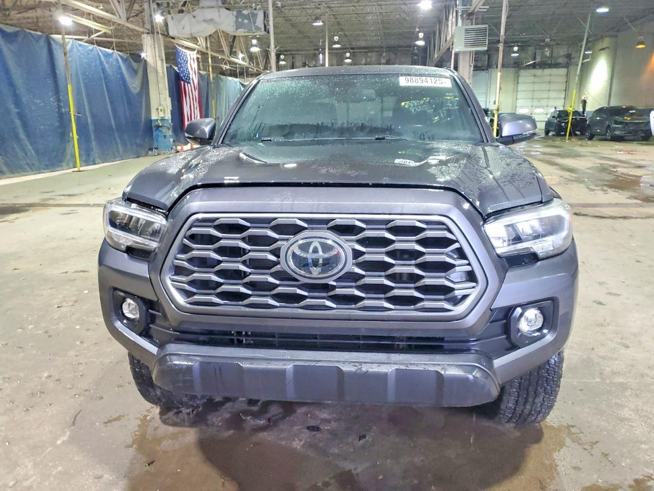 2023 Toyota Tacoma Double Cab - Image 5