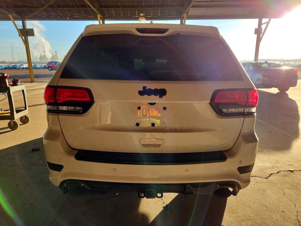 2016 Jeep Grand Cherokee Srt-8 - Фото 6