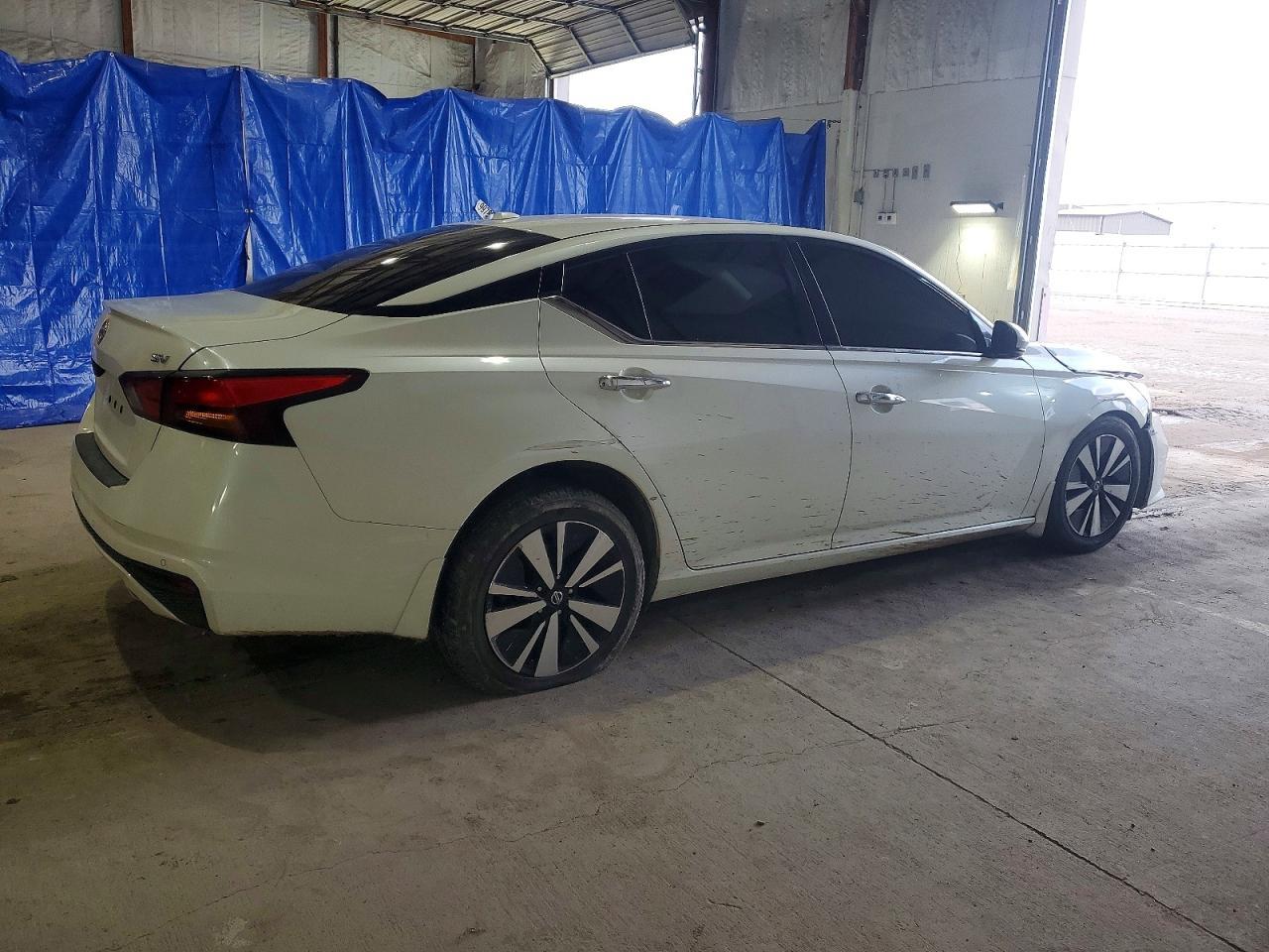 2019 Nissan Altima Sv - Фото 3