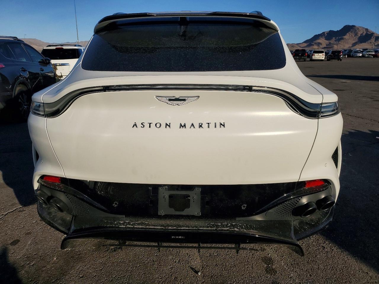 2024 Aston Martin Dbx 707 - Фото 6