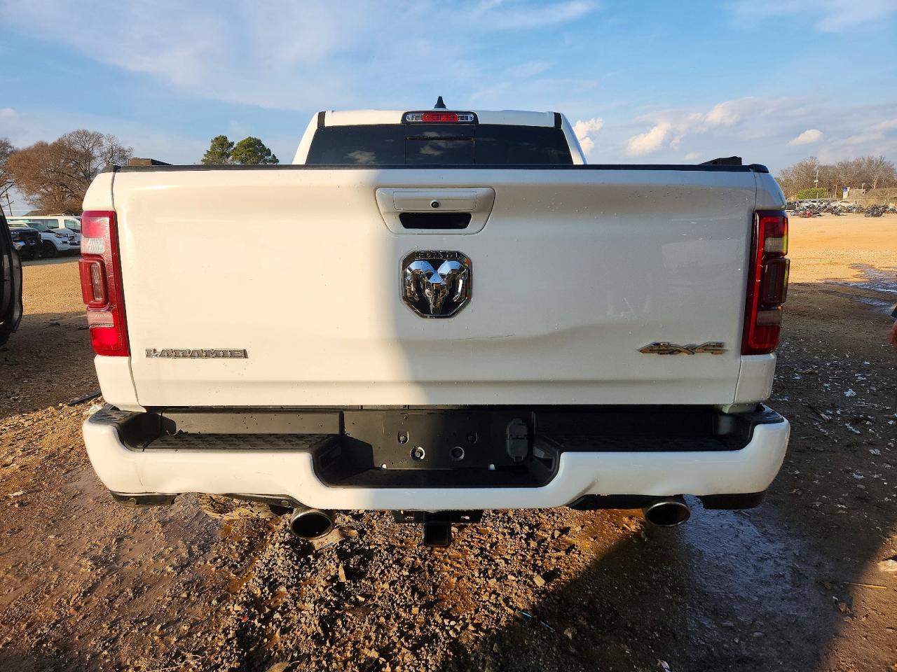 2021 Ram 1500 Laramie - Фото 6