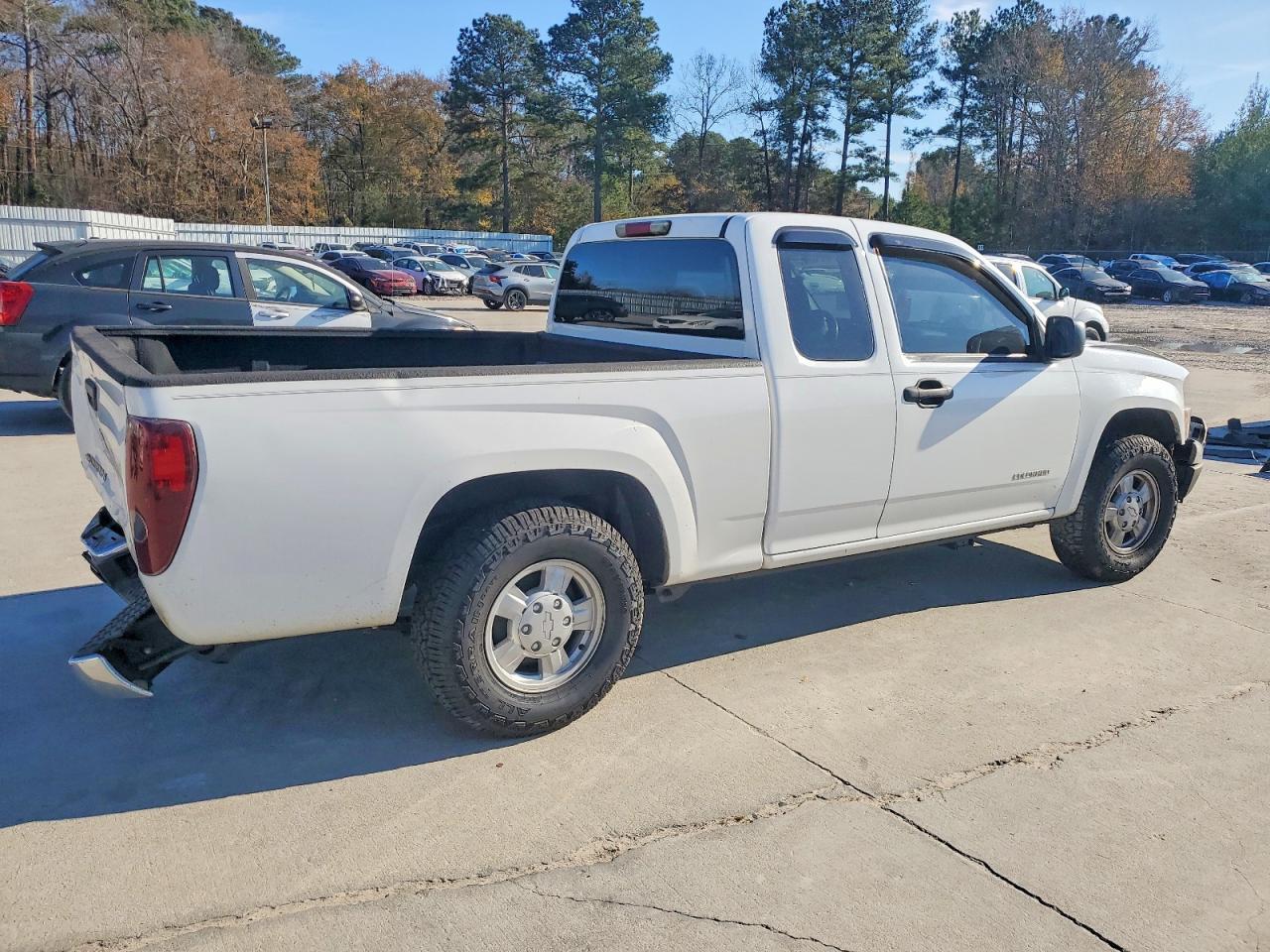 2004 Chevrolet Colorado - Фото 3